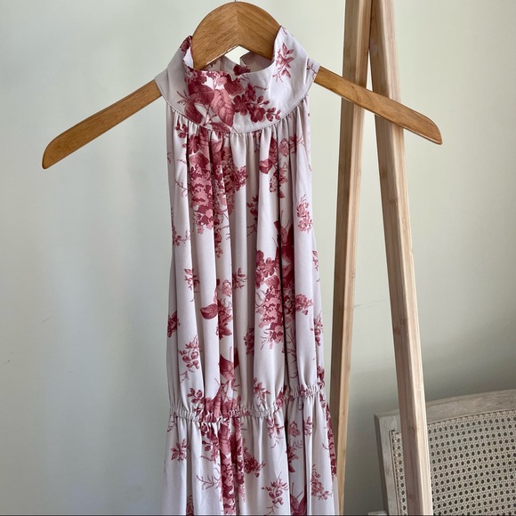 ✨SOLD✨ NWT Petal & Pup High Neck Tiered Floral Midi Dress in Dusty Pink - 4 - Picture 5 of 7